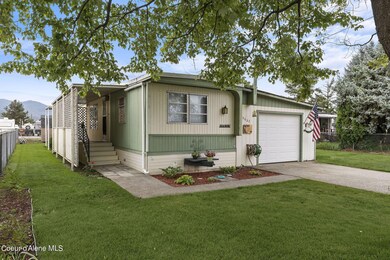 2-web-or-mls-3622-w-hudlow-dr