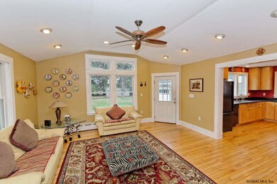 15 S Lyons Ave, Albany, NY 12204 - photo 6