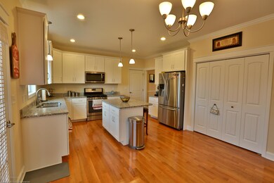 42 Tyler Dr, Drums, PA 18222 - photo 2