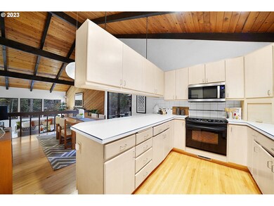 1248 Larch St, Lake Oswego, OR 97034 - photo 4