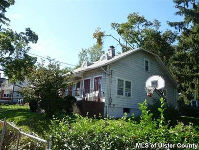 9 Forsythe Place, Newburgh, NY 12550 - photo 5