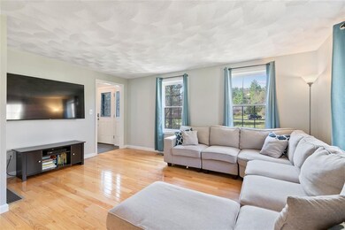 8 Wilshire Ln, Pelham, NH 03076 - photo 7