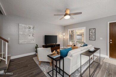 5)GREAT ROOM