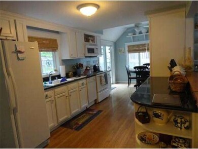 29 Endicott St, East Weymouth, MA 02189 - photo 7