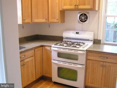 3009 Beverly Rd, Baltimore, MD 21214 - photo 6