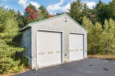 1050 Center St, Wolfeboro, NH 03894 - photo 6