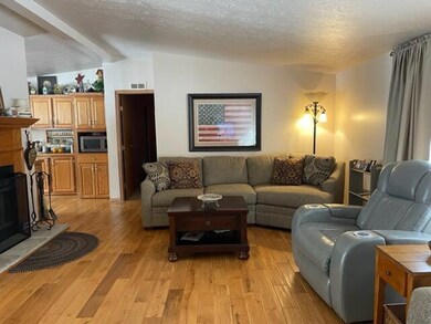 BEAUTIFUL OAK FLOORS