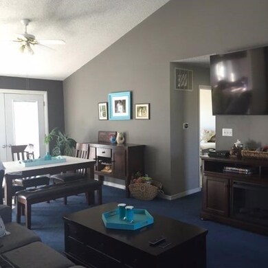 914 S Washington St, Hugoton, KS 67951 - photo 2