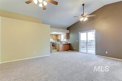 114 W Crestwood Dr, Nampa, ID 83686 - photo 4