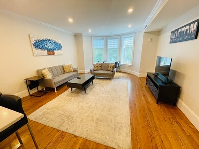 1240 Beacon St unit 5, Brookline, MA 02446 - photo 4