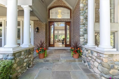 630 Sheldon Ct, Rochester, MI 48306 - photo 6