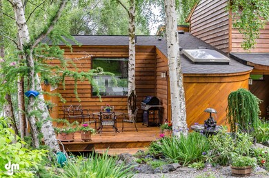 8749 Emerald Anchorage AK-large-051-Deck