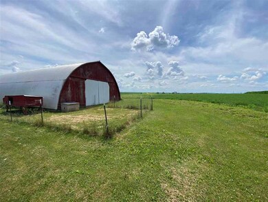 6835 Curve Rd, Lancaster, WI 53813 - photo 4
