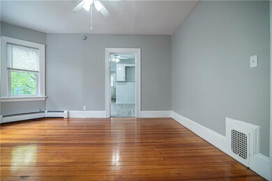 78 Forest St unit 2, Providence, RI 02906 - photo 3