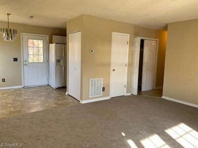 1002 Breeze Way Ct, Asheboro, NC 27203 - photo 6