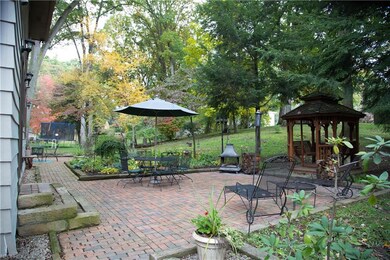 Great Entertaining Area