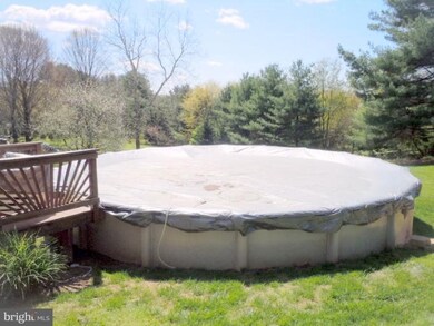 1221 Pouder Rd, Sykesville, MD 21784 - photo 5