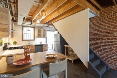 1604 Latrobe St, Baltimore, MD 21202 - photo 6