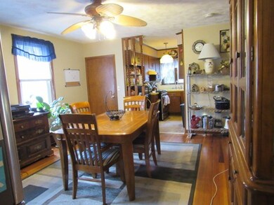 551 Dartmouth St, South Dartmouth, MA 02748 - photo 6