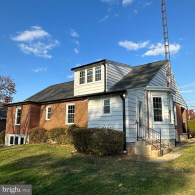 660 Wayne Ave, Chambersburg, PA 17201 - photo 4