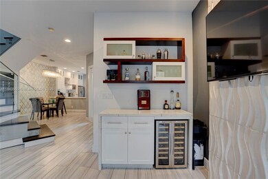 1364 Harbor View W, Hollywood, FL 33019 - photo 7