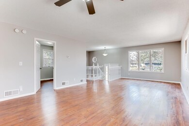 661 Red Oak Dr, Big Lake, MN 55309 - photo 4