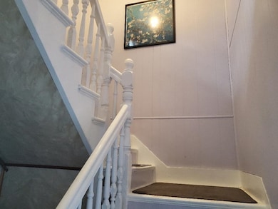 281 Hamlet St, Fall River, MA 02724 - photo 5