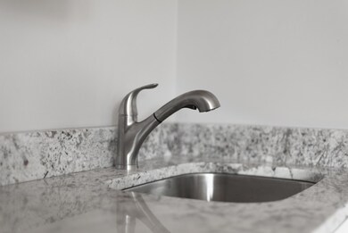 83 Pleasant St unit 6, Marblehead, MA 01945 - photo 6