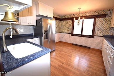 354 Oak Knoll Rd, Hollidaysburg, PA 16648 - photo 5