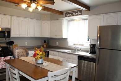 7 Woodwards Ln, Taunton, MA 02780 - photo 2