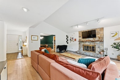 618 12th Plaza, Pleasant Grove, AL 35127 - photo 4