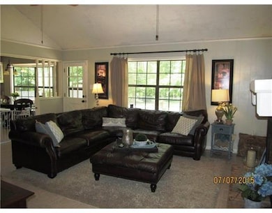 200 Spring Creek Dr, Pineville, LA 71360 - photo 2