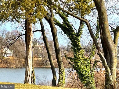 16 E Lakeview Ave, Oaklyn, NJ 08107 - photo 2