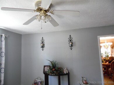 16 North St, Mannsville, OK 73447 - photo 7