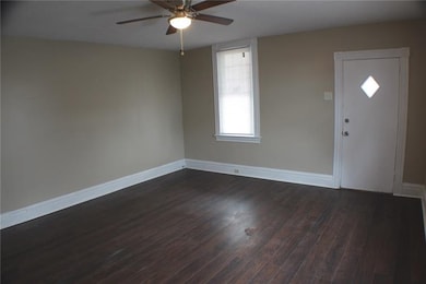 15 x 15 Living Room with new Floors