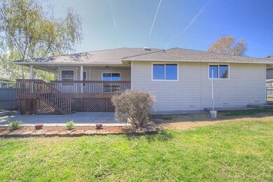 2429 Meadow Creek Dr, Medford, OR 97504 - photo 6