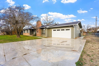 2405 Roosevelt St, Caldwell, ID 83605 - photo 3