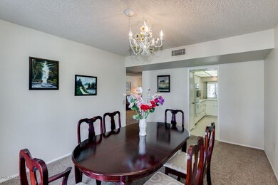 9625 W Calico Dr, Sun City, AZ 85373 - photo 5