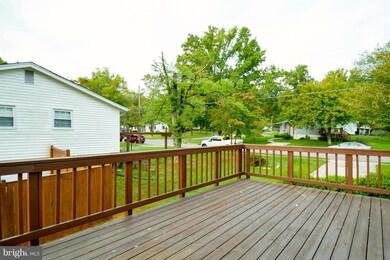 8817 Benham St, Lorton, VA 22079 - photo 7