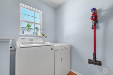 Laundry Room/ Utility Room