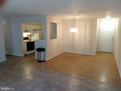 123 Claire Ct unit 3, Blackwood, NJ 08012 - photo 2