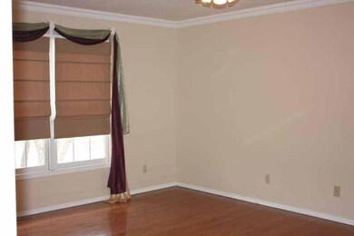 9 Master Bedroom.jpg