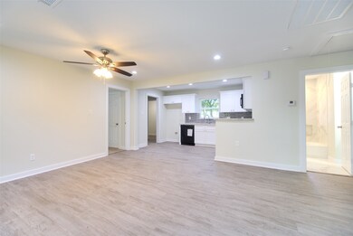 3911 Florinda St, Houston, TX 77021 - photo 4