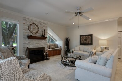 258 Litchfield Ln, Houston, TX 77024 - photo 7