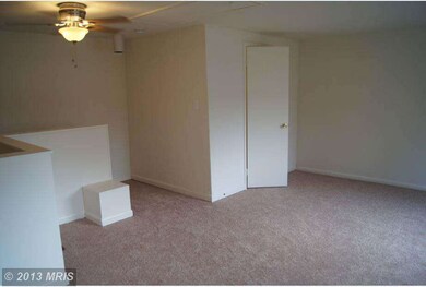 9465 Chadburn Place, Montgomery Village, MD 20886 - photo 7