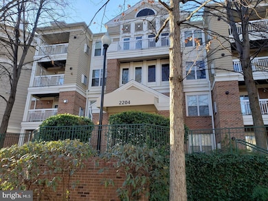 2204 Westcourt Ln unit 113, Herndon, VA 20170 - photo 2