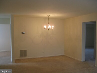 4111 Pleasant Meadow Ct unit 88C, Chantilly, VA 20151 - photo 5