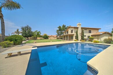859 W Royal Palms Dr-40