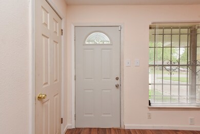 7337 Caddo Rd, Houston, TX 77016 - photo 6