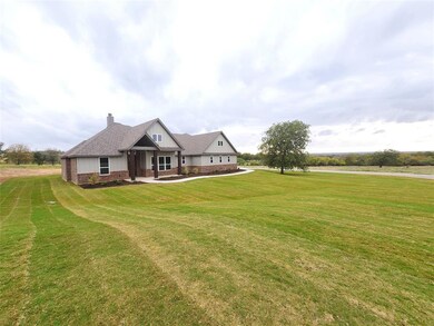 421 Herb Stevens Jr, Springtown, TX 76082 - photo 2